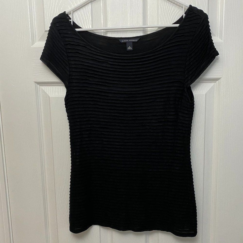 Banana Republic Short Sleeve Black Ribbed Top Sz S